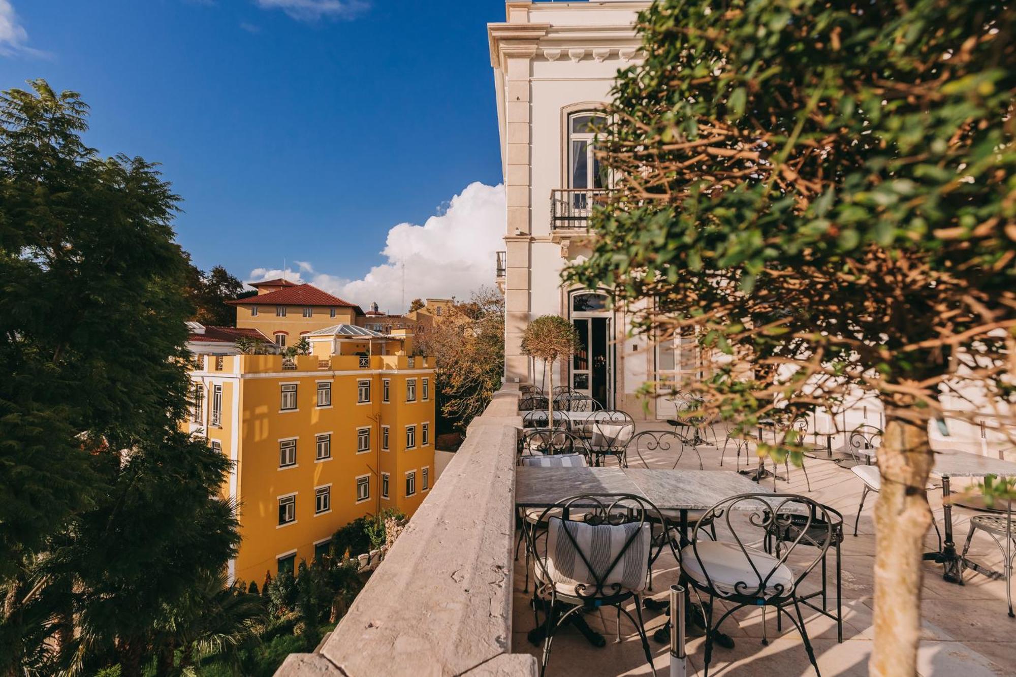 Torel Palace Лісабон Екстер'єр фото The terrace of the hotel