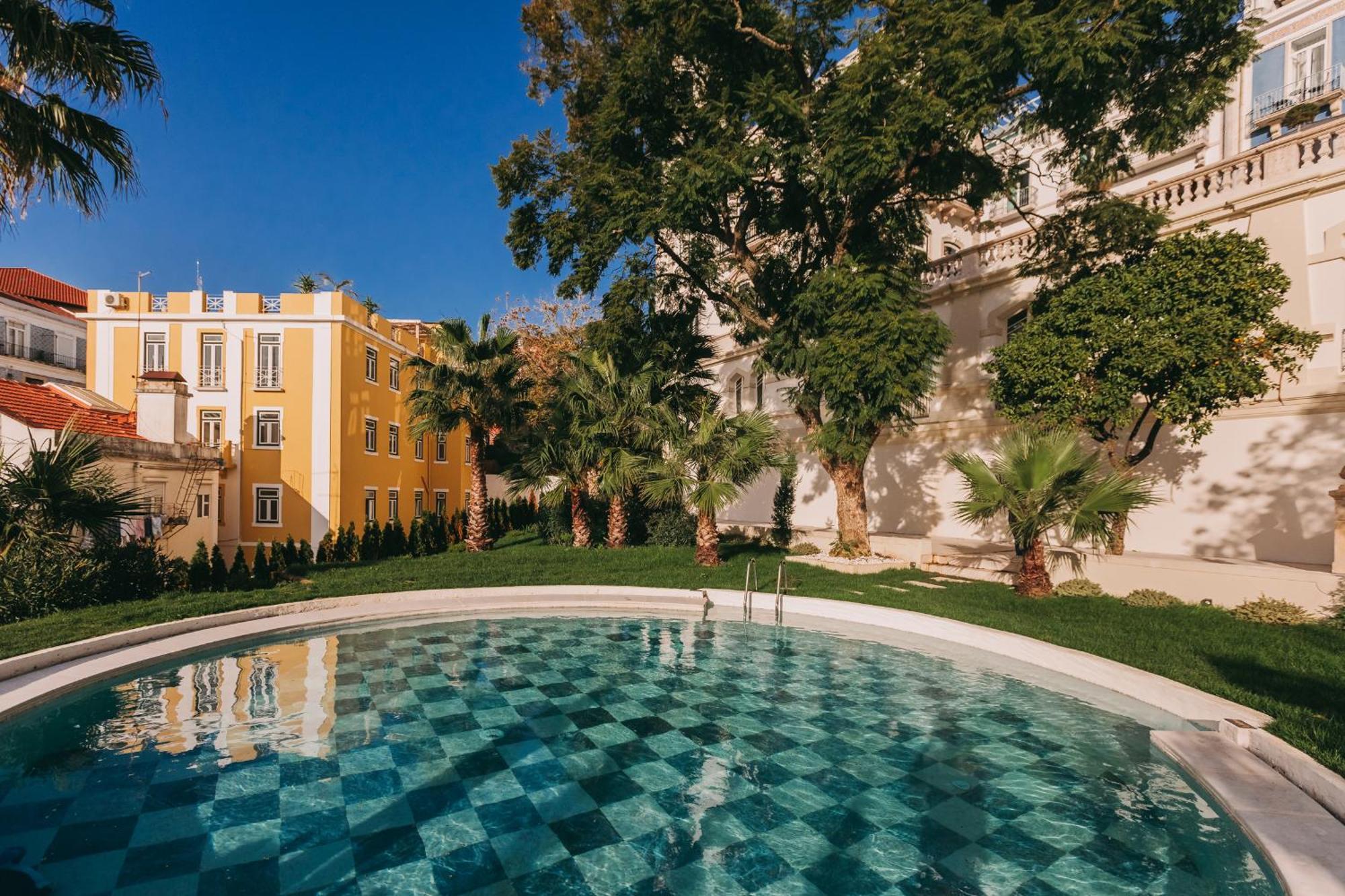 Torel Palace Лісабон Екстер'єр фото The swimming pool