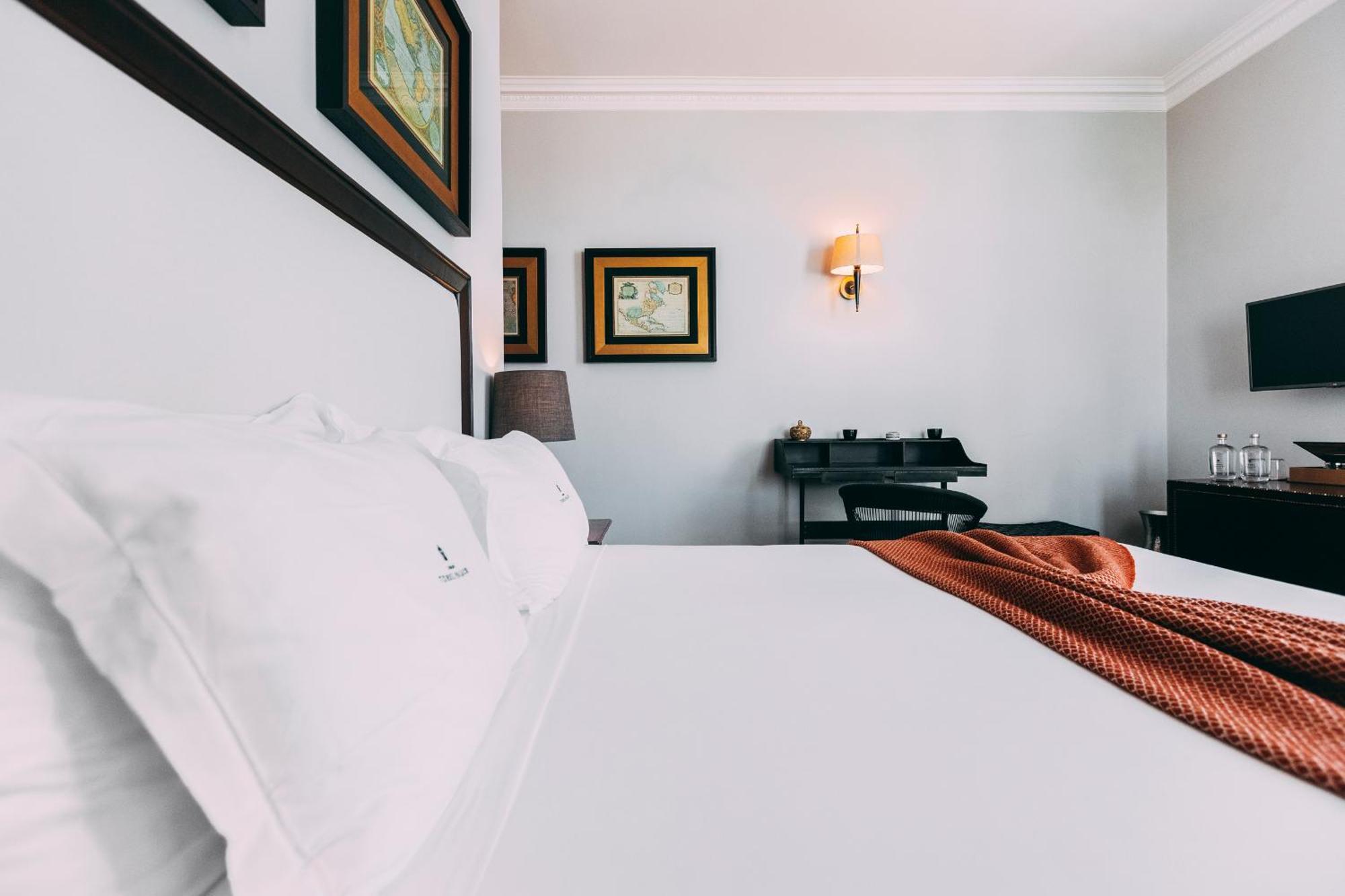 Torel Palace Лісабон Номер фото A bedroom at the hotel