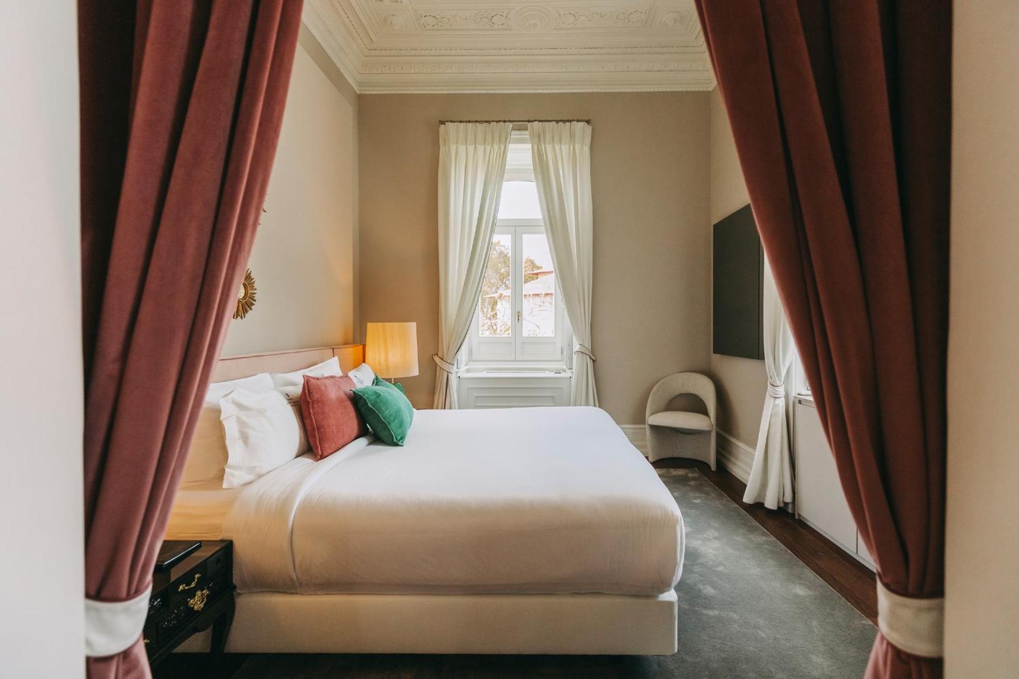 Torel Palace Лісабон Номер фото A bedroom at the hotel